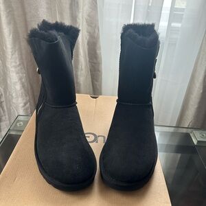 UGG Women's Black Winter Boots